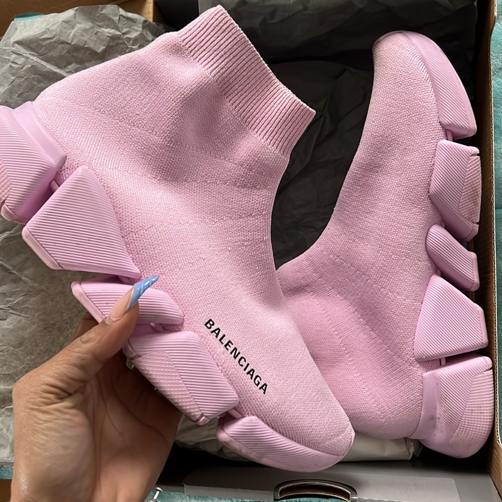 Balenciaga Pink Women's Sneakers - Picture 2 of 3
